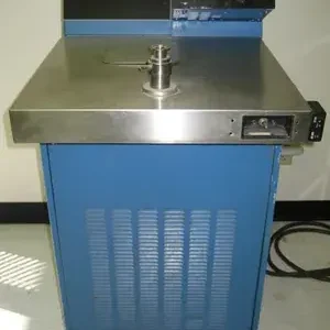 Varian 936-70 SP Helium Leak Detector